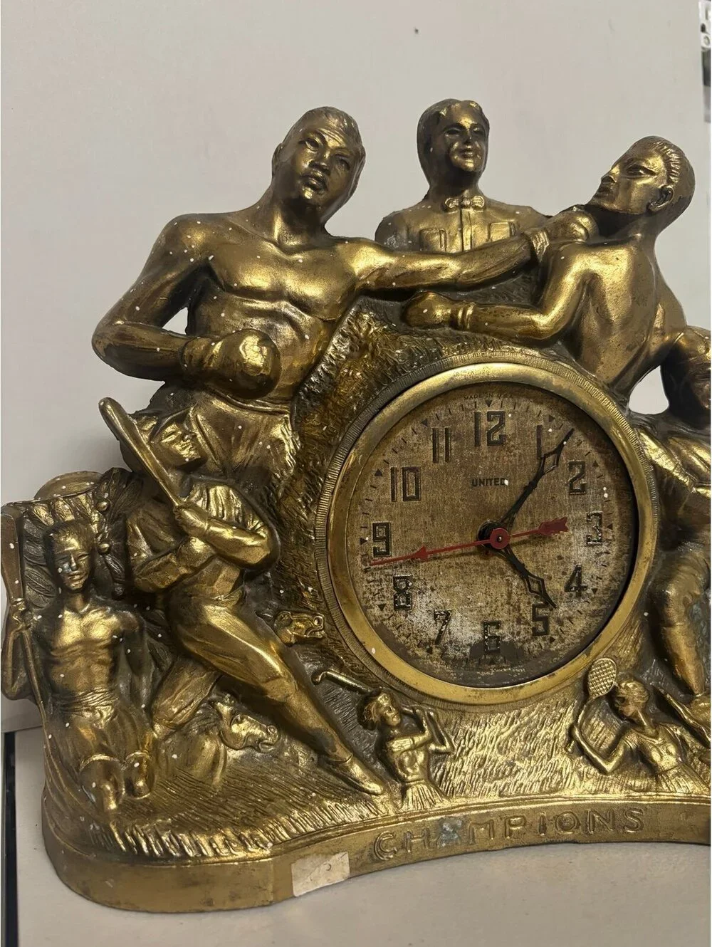 GOLDEN AGE BOXING CHAMPIONSHIP CLOCK-LOUIS, SCHMELING, BABE RUTH,RED GRANGE, ETC